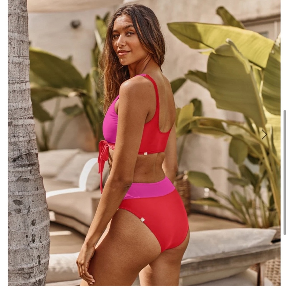 Summersalt Red/pink Perfect Wrap bikini top and matching bottoms, both size 8